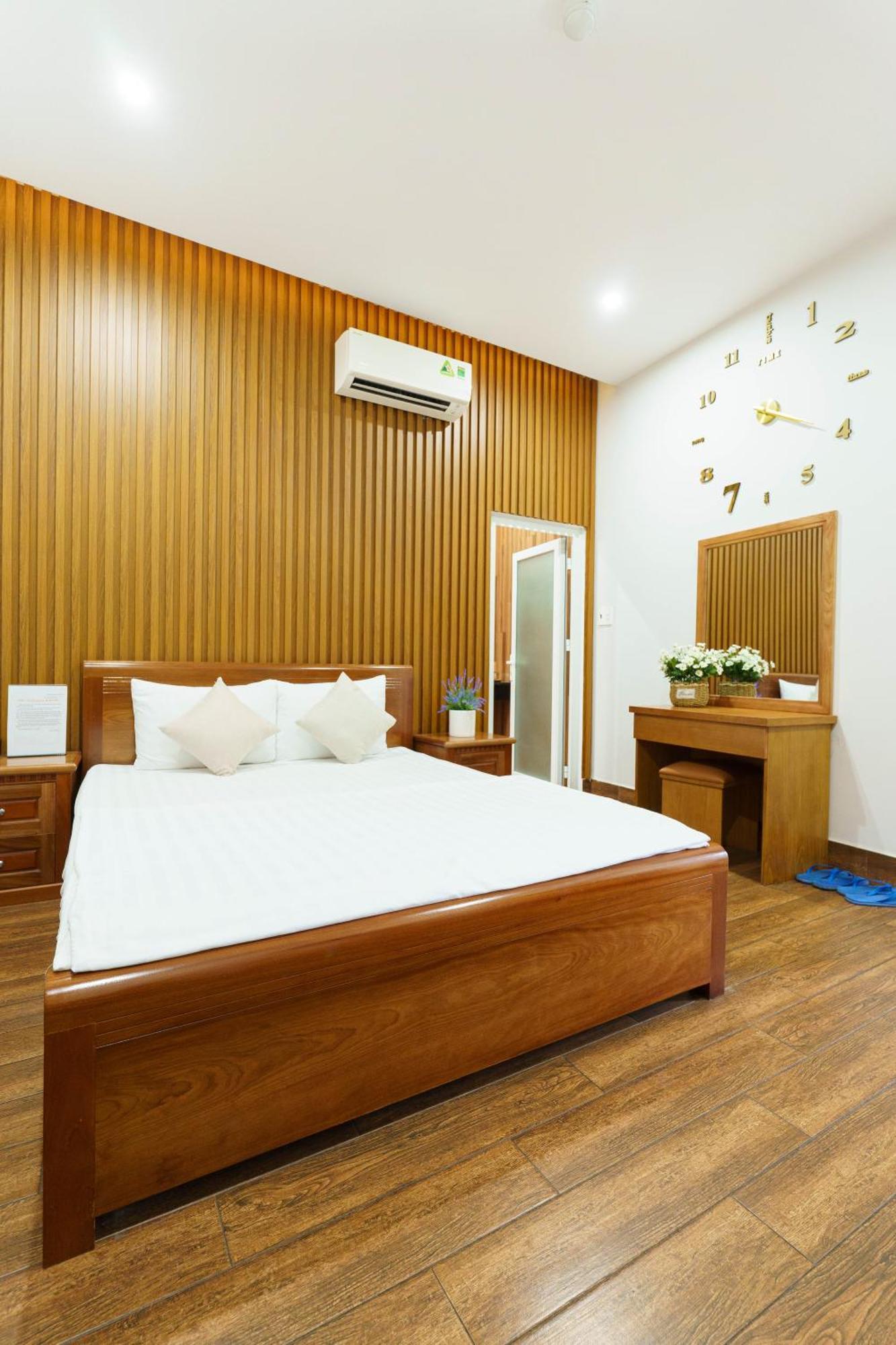 Nguyen Thai Ii Khách sạn